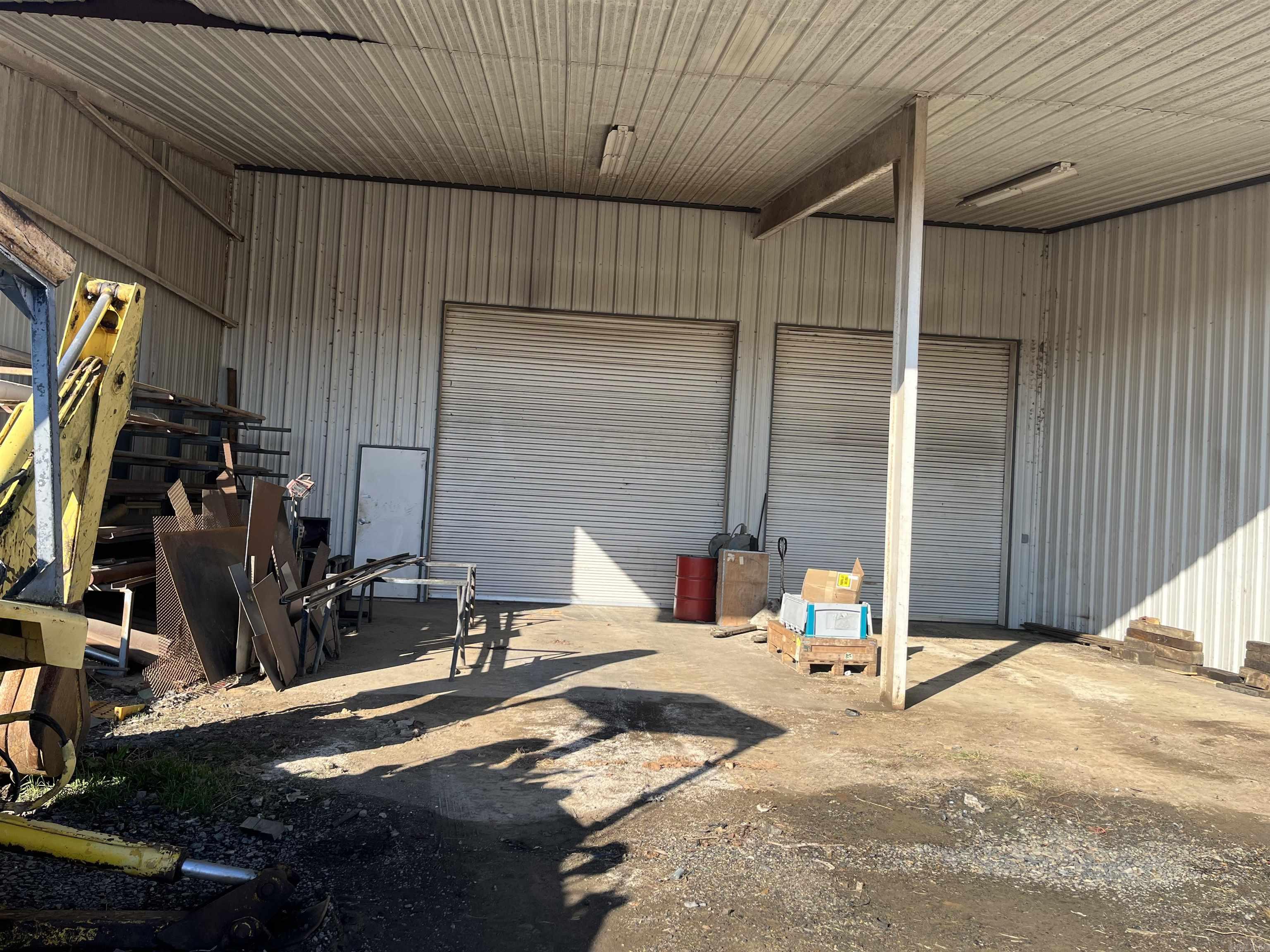 2642 N Hwy 71 Highway