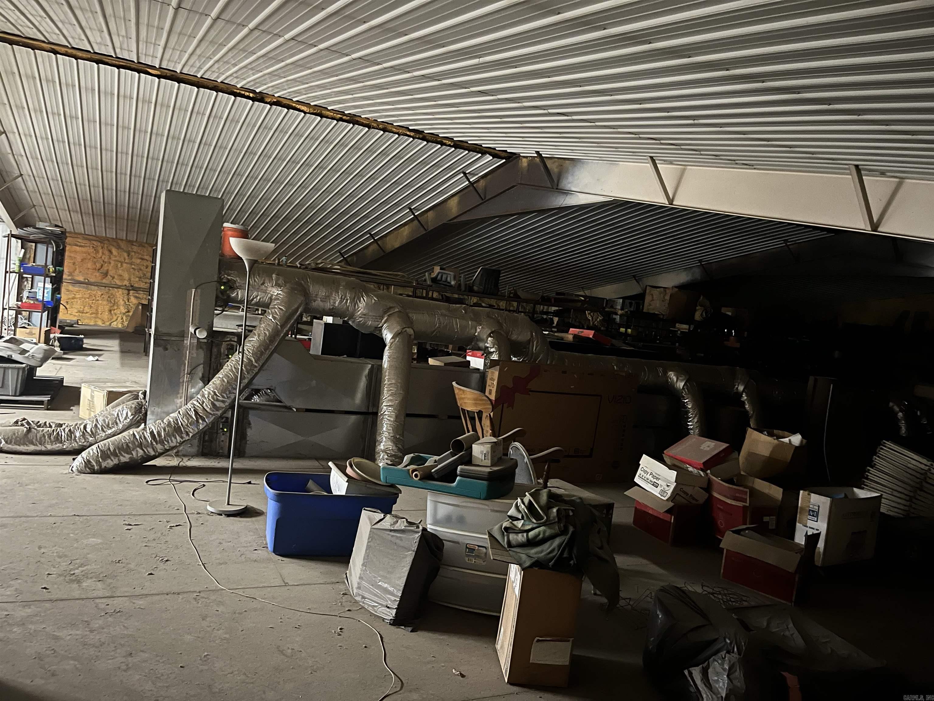 2642 N Hwy 71 Highway