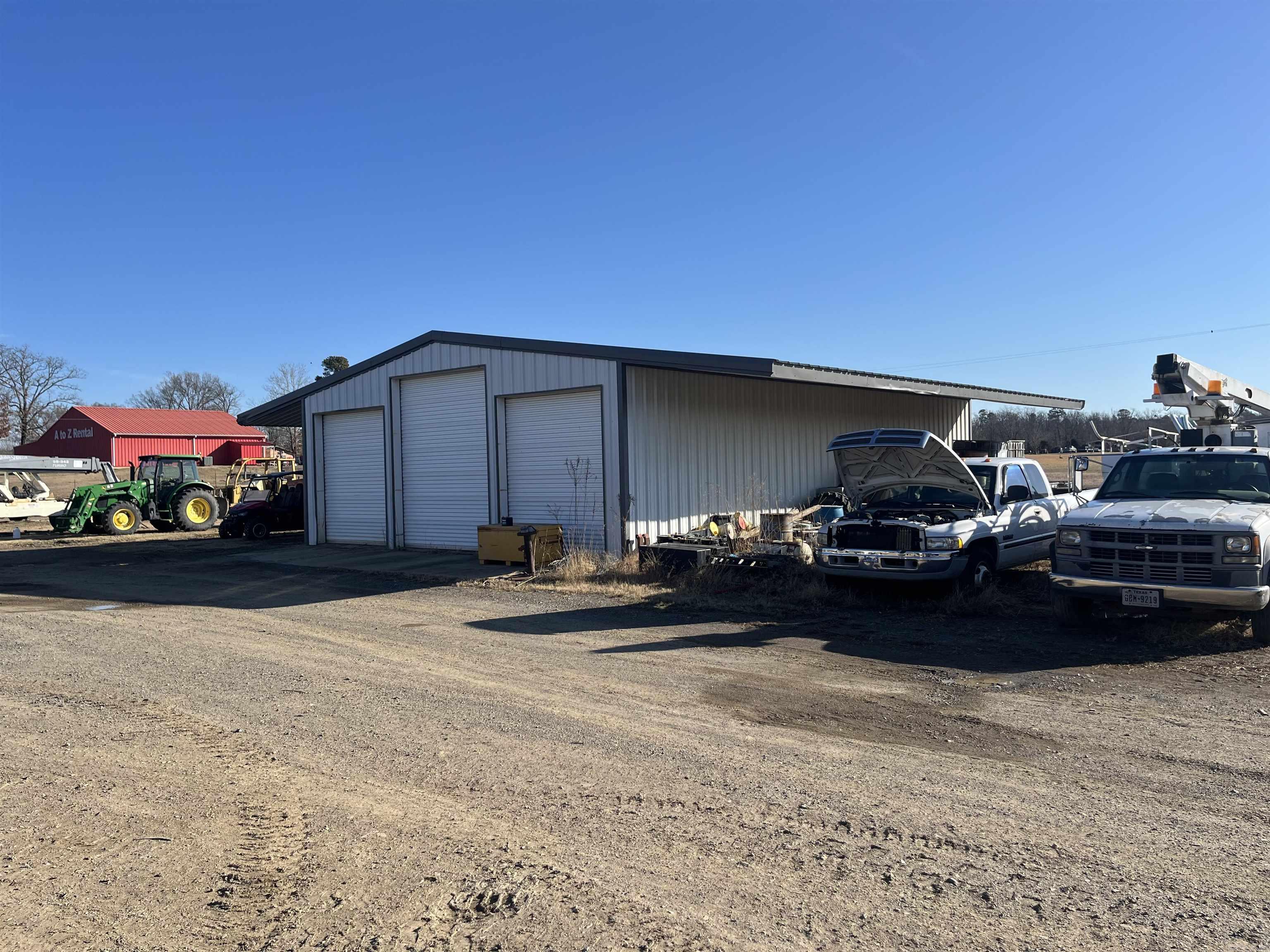 2642 N Hwy 71 Highway