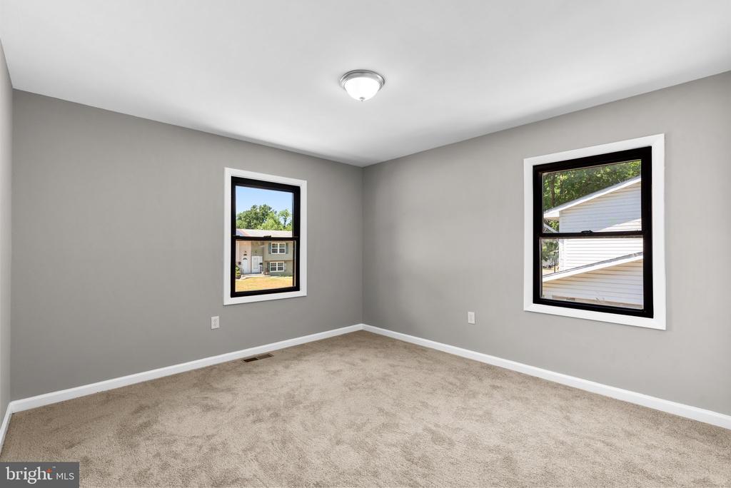 733 CHAPELGATE DRIVE