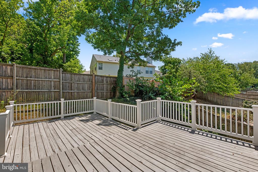 733 CHAPELGATE DRIVE
