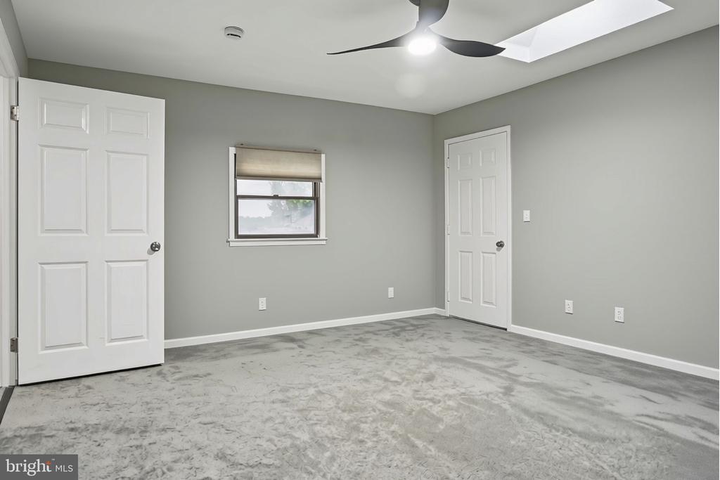 733 CHAPELGATE DRIVE