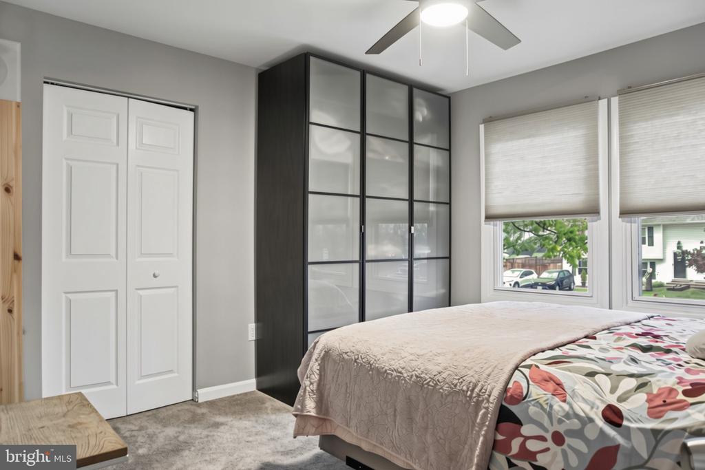 733 CHAPELGATE DRIVE