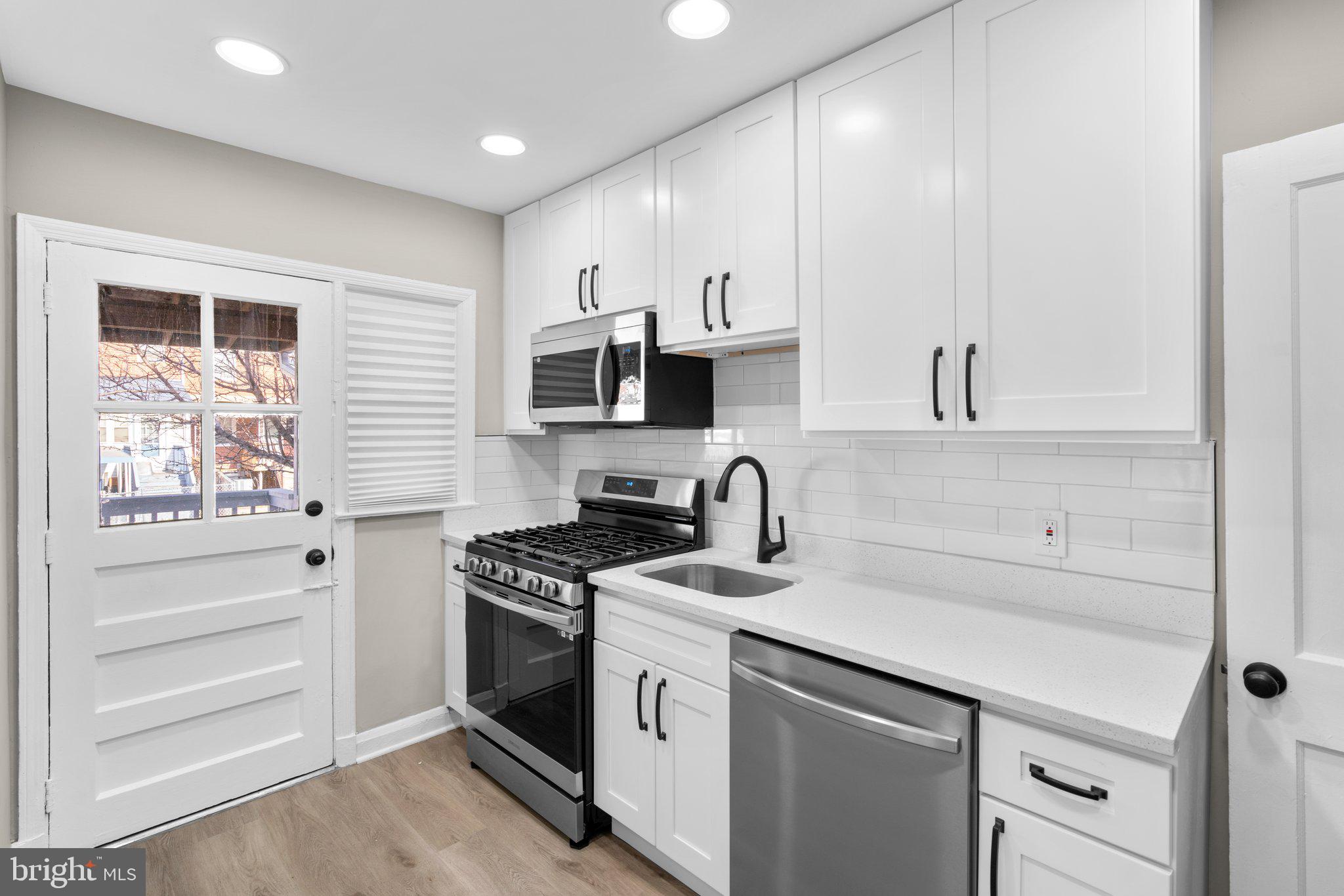 914 Arncliffe Rd