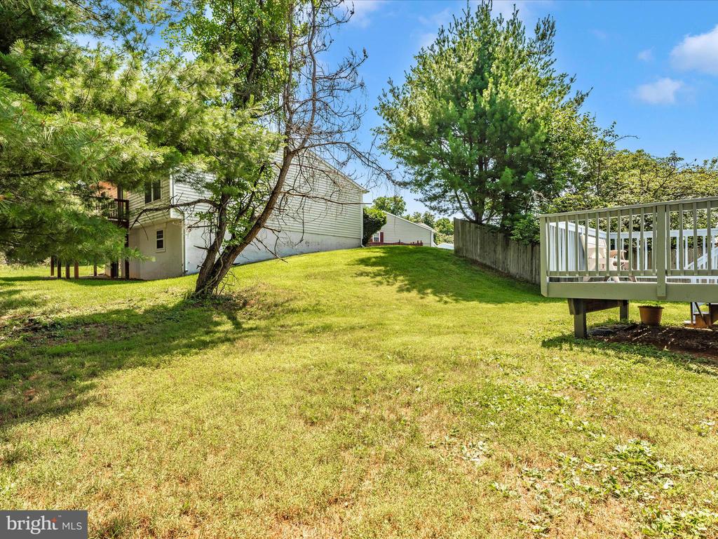 900 HAMMERSHIRE ROAD