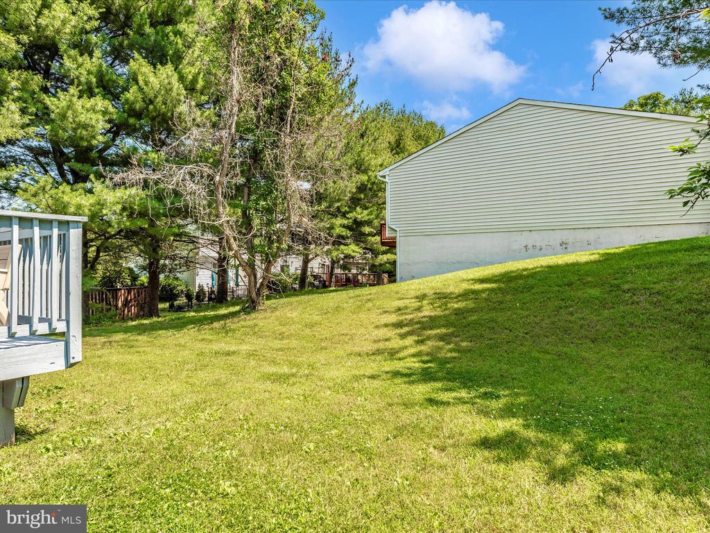 900 HAMMERSHIRE ROAD