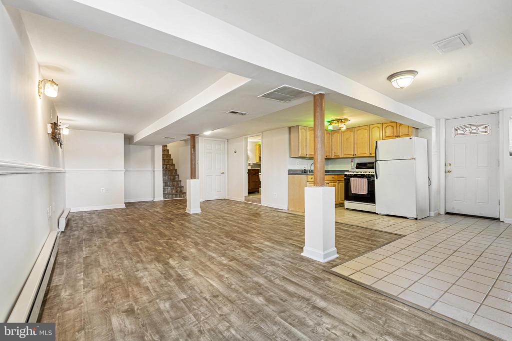8216 BEACH DRIVE