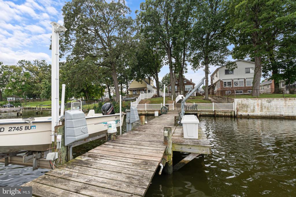 8216 BEACH DRIVE
