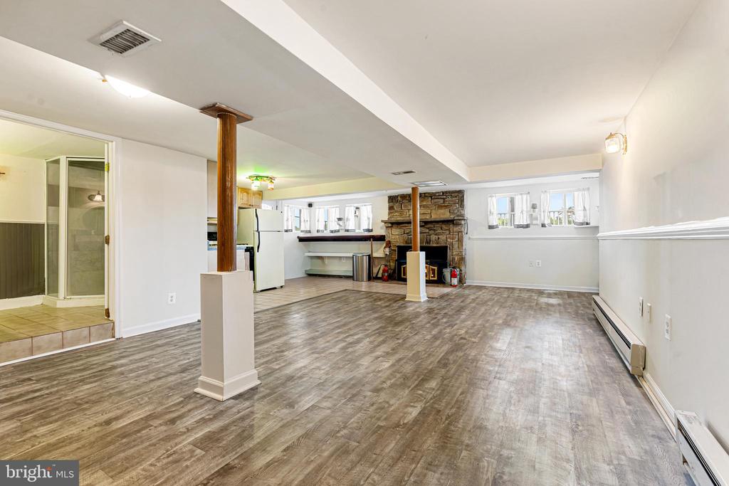 8216 BEACH DRIVE