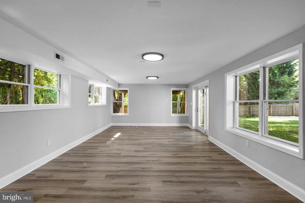 14906 DUNSTAN LANE