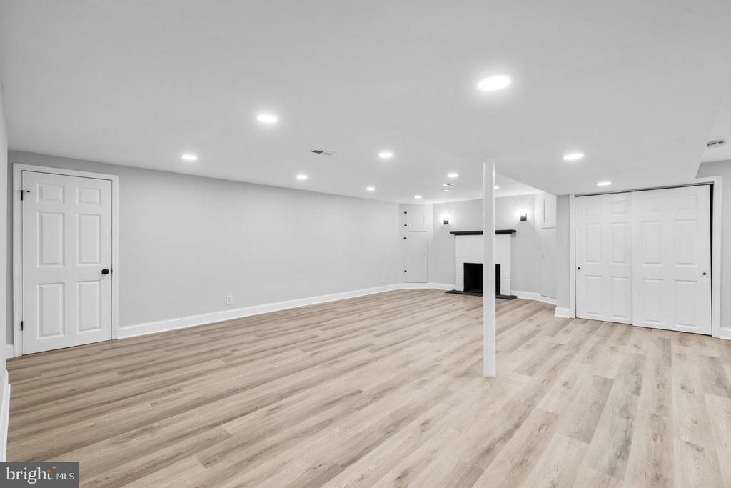 14906 DUNSTAN LANE