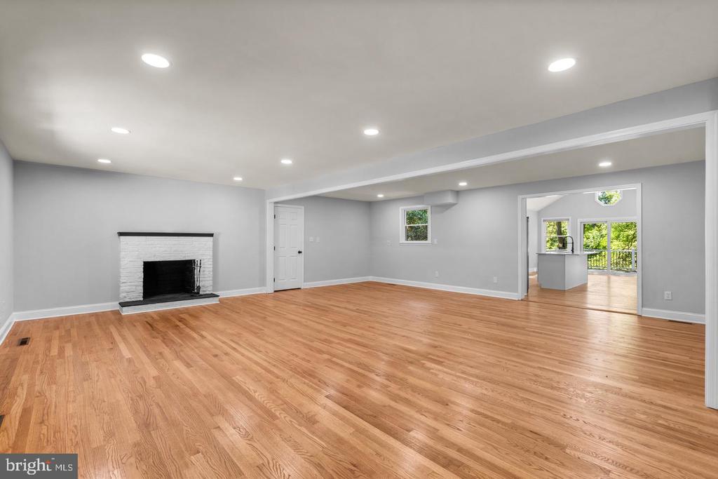 14906 DUNSTAN LANE