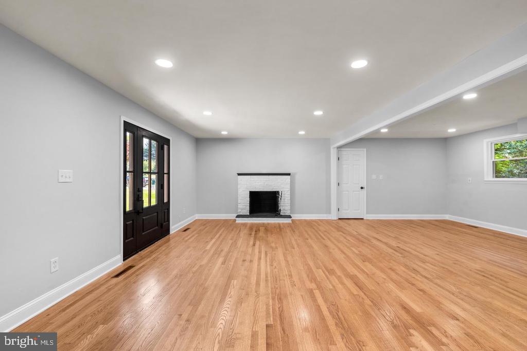 14906 DUNSTAN LANE