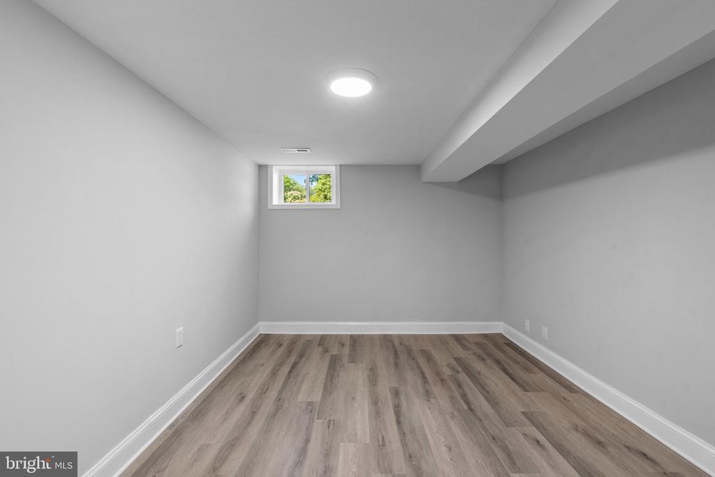 14906 DUNSTAN LANE