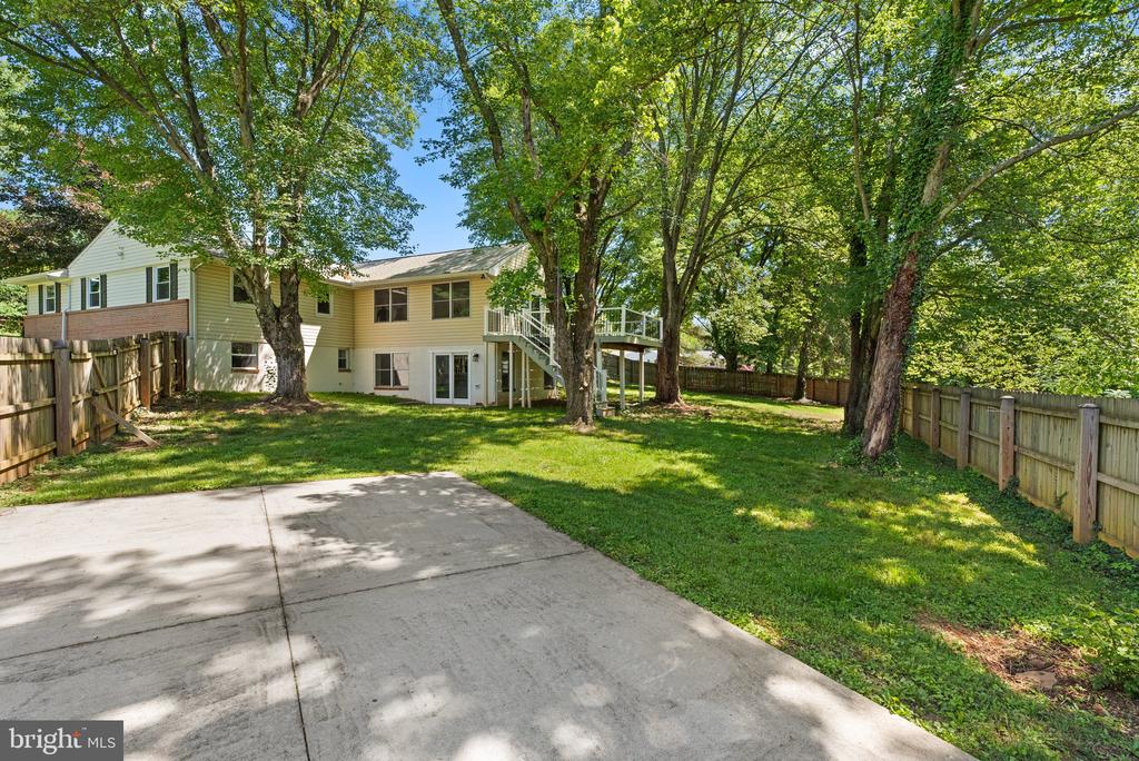 14906 DUNSTAN LANE