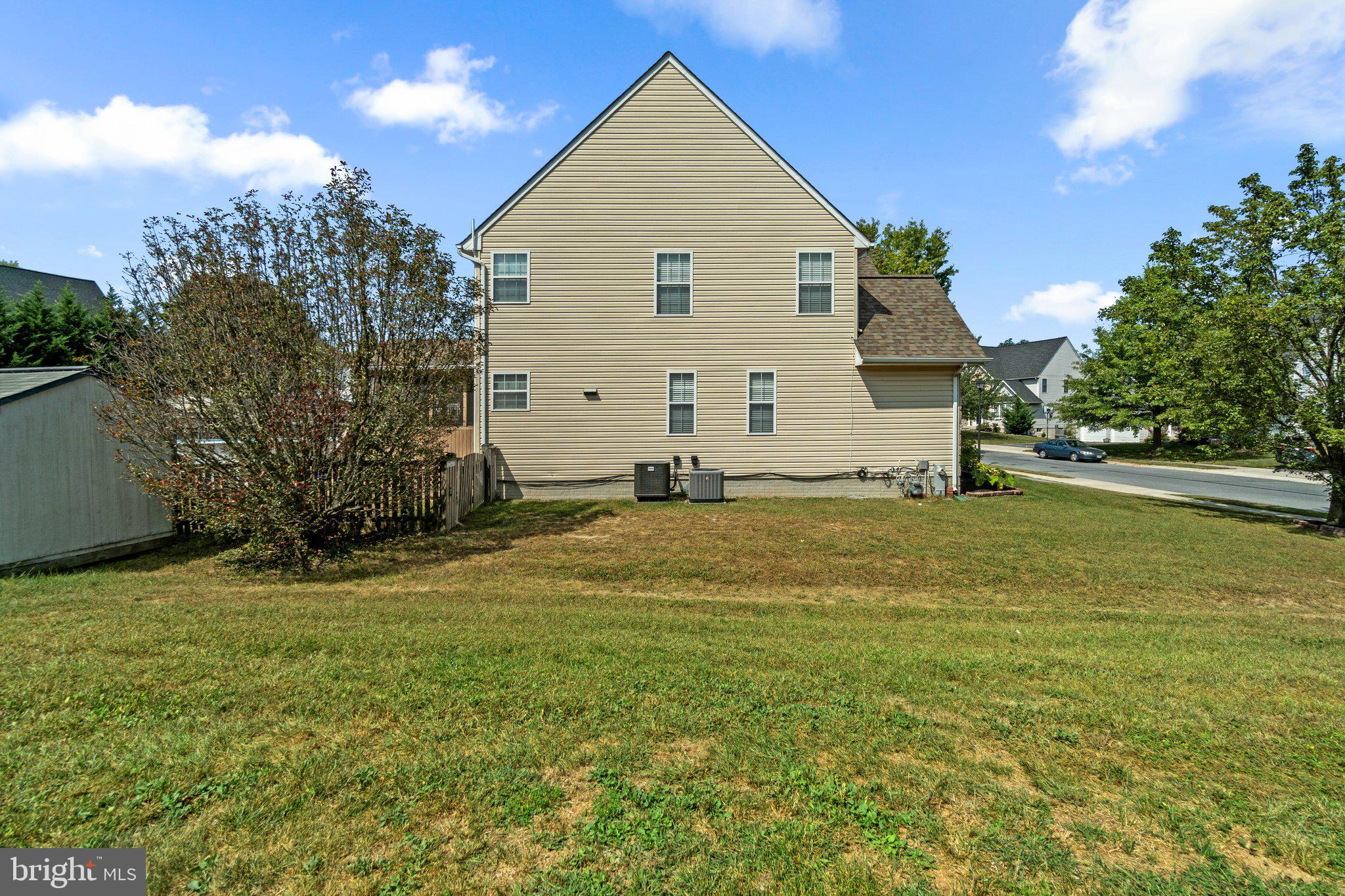 814 Wellesley Ct