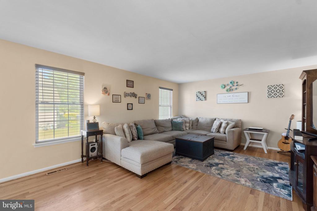 814 Wellesley Ct