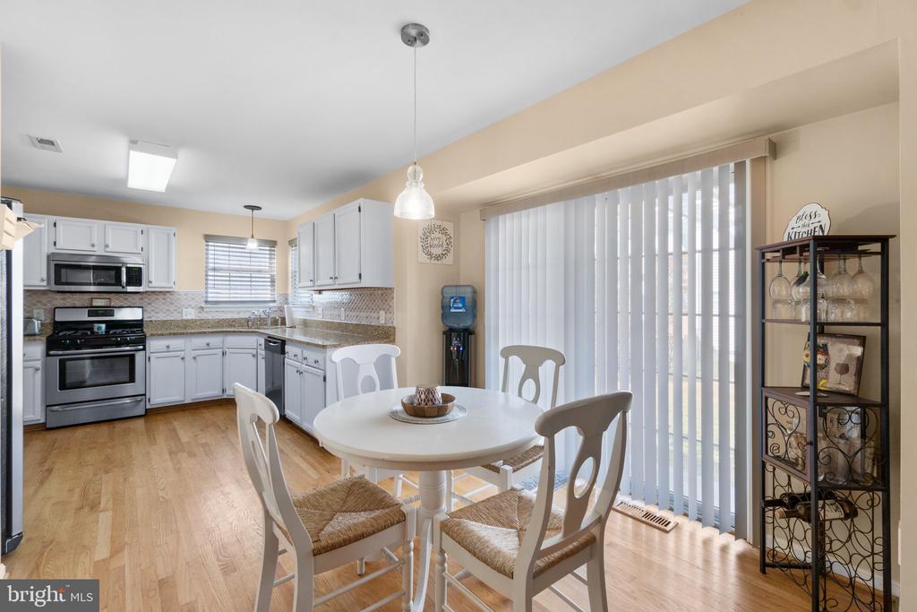 814 Wellesley Ct