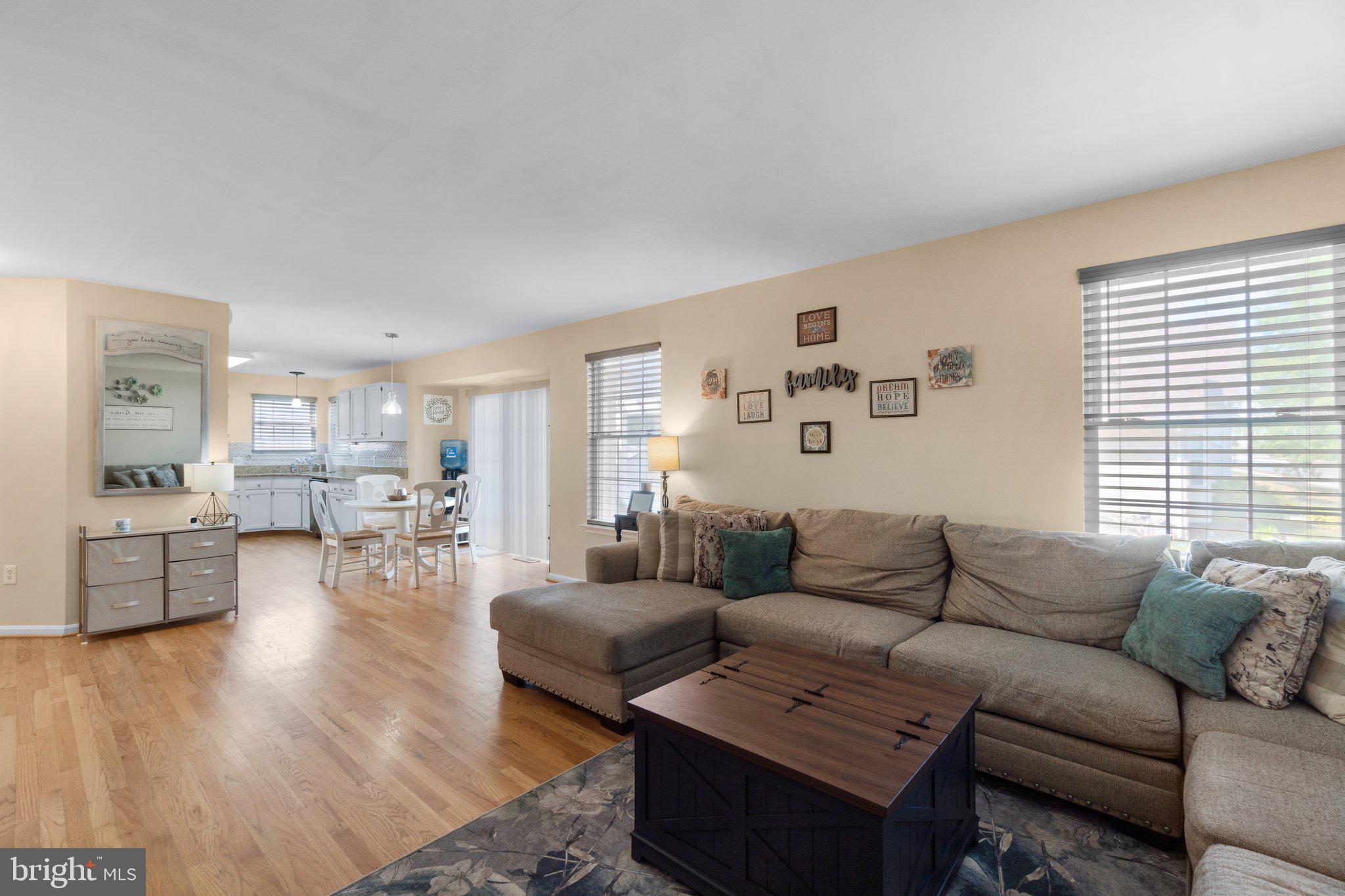 814 Wellesley Ct