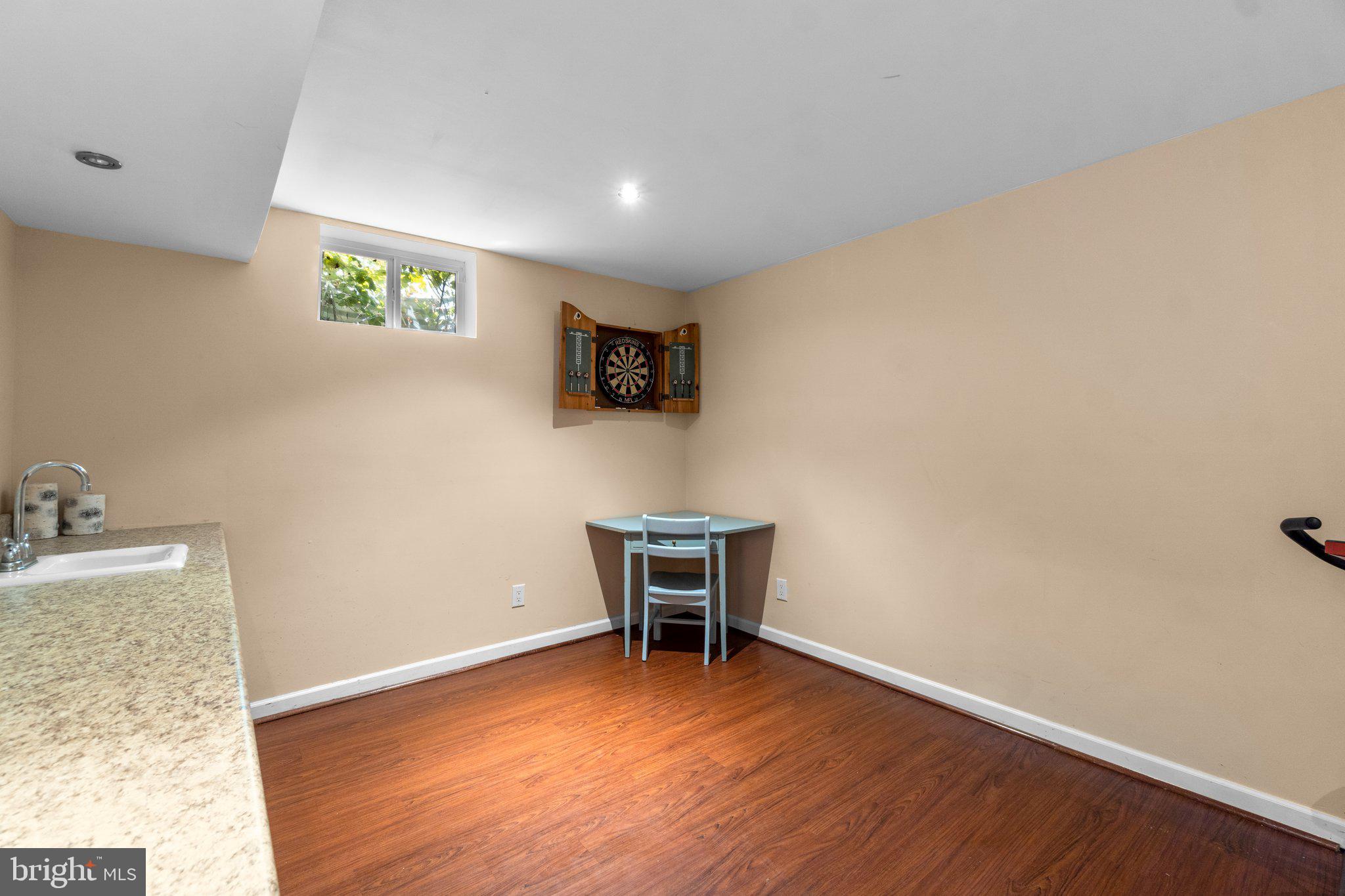 814 Wellesley Ct