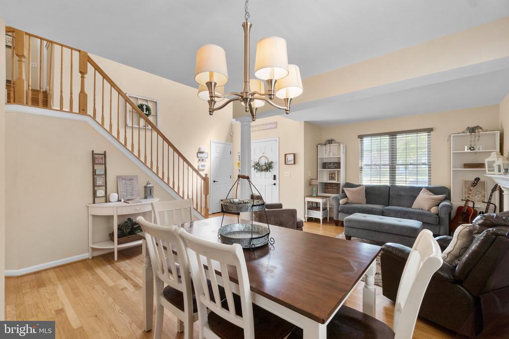 814 Wellesley Ct