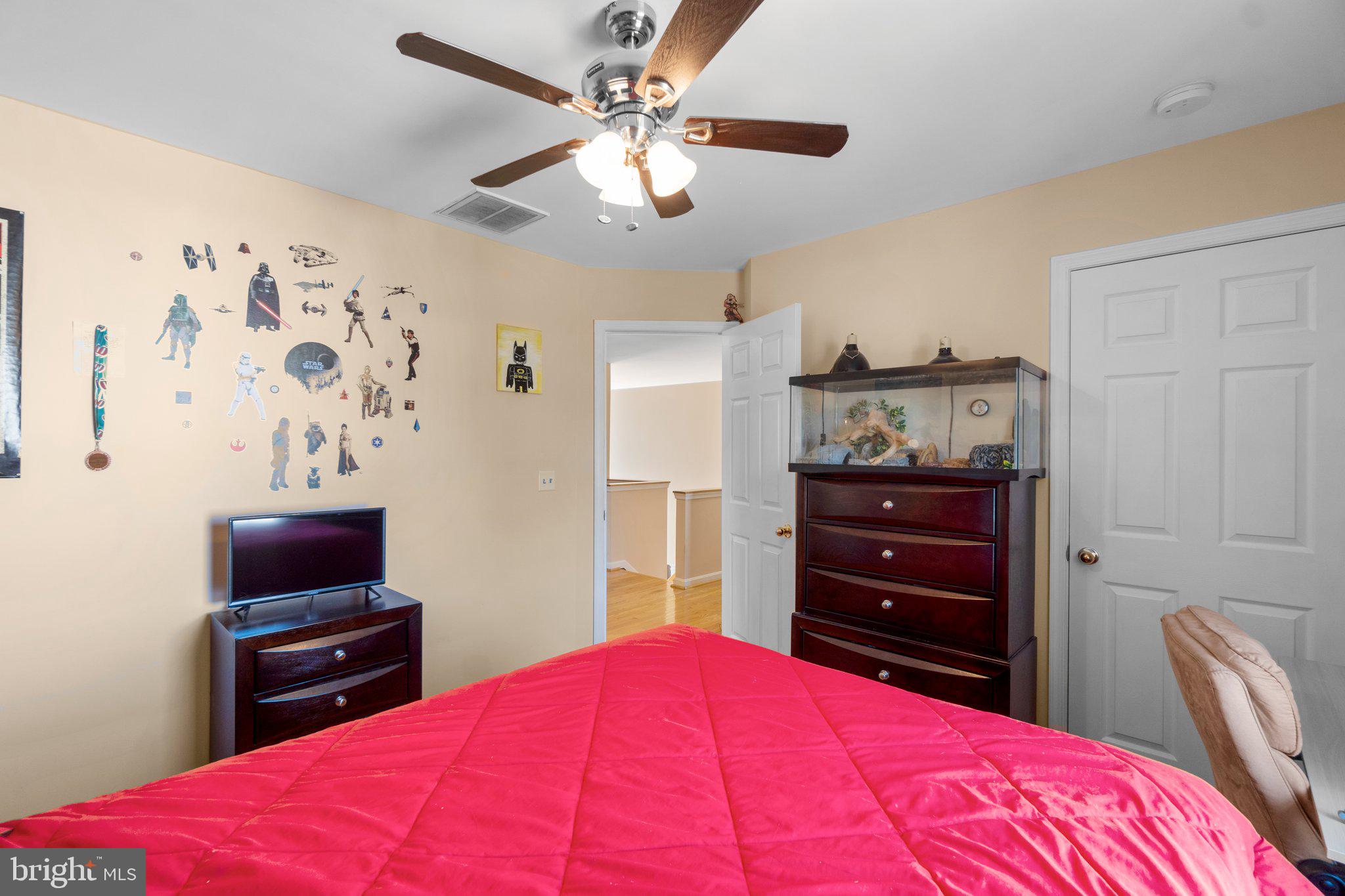 814 Wellesley Ct