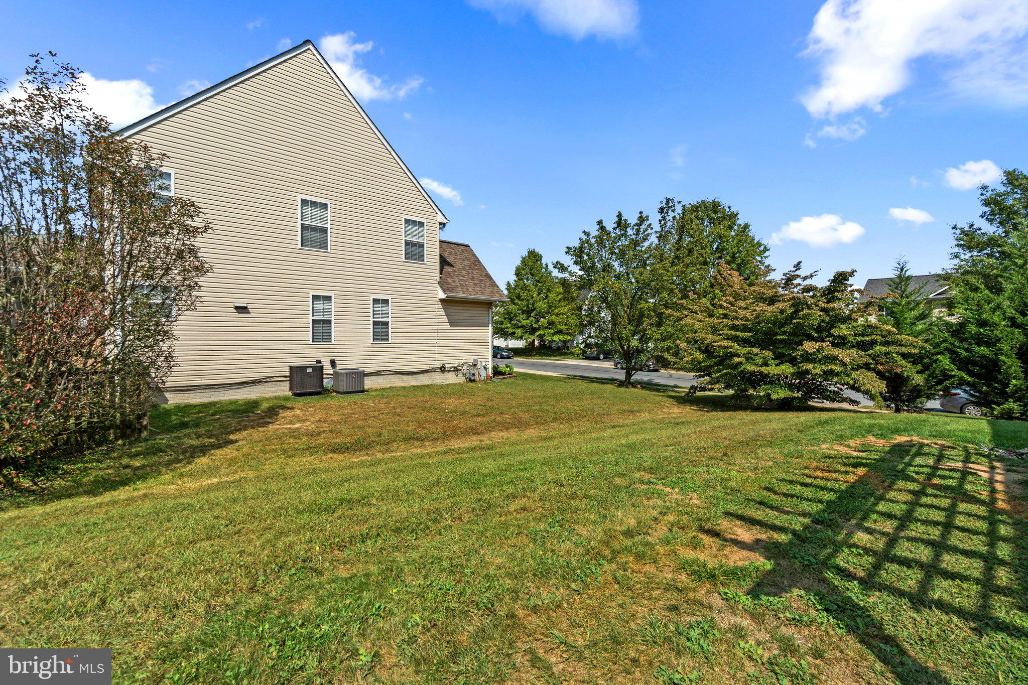 814 Wellesley Ct