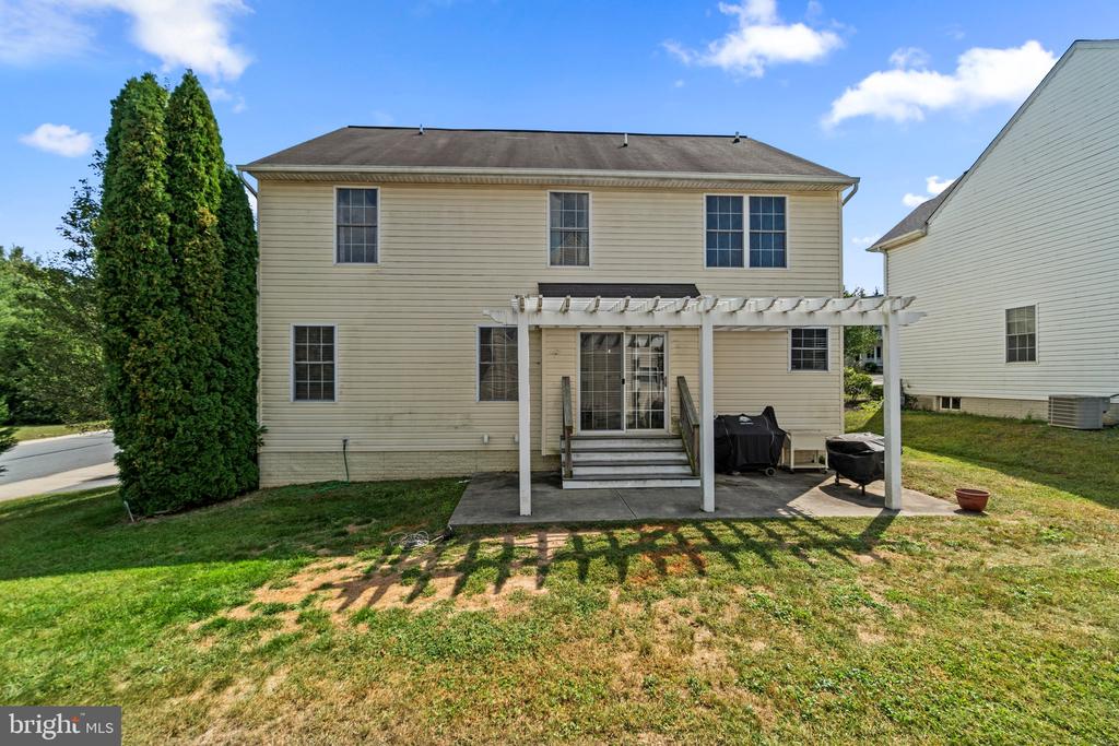 814 Wellesley Ct