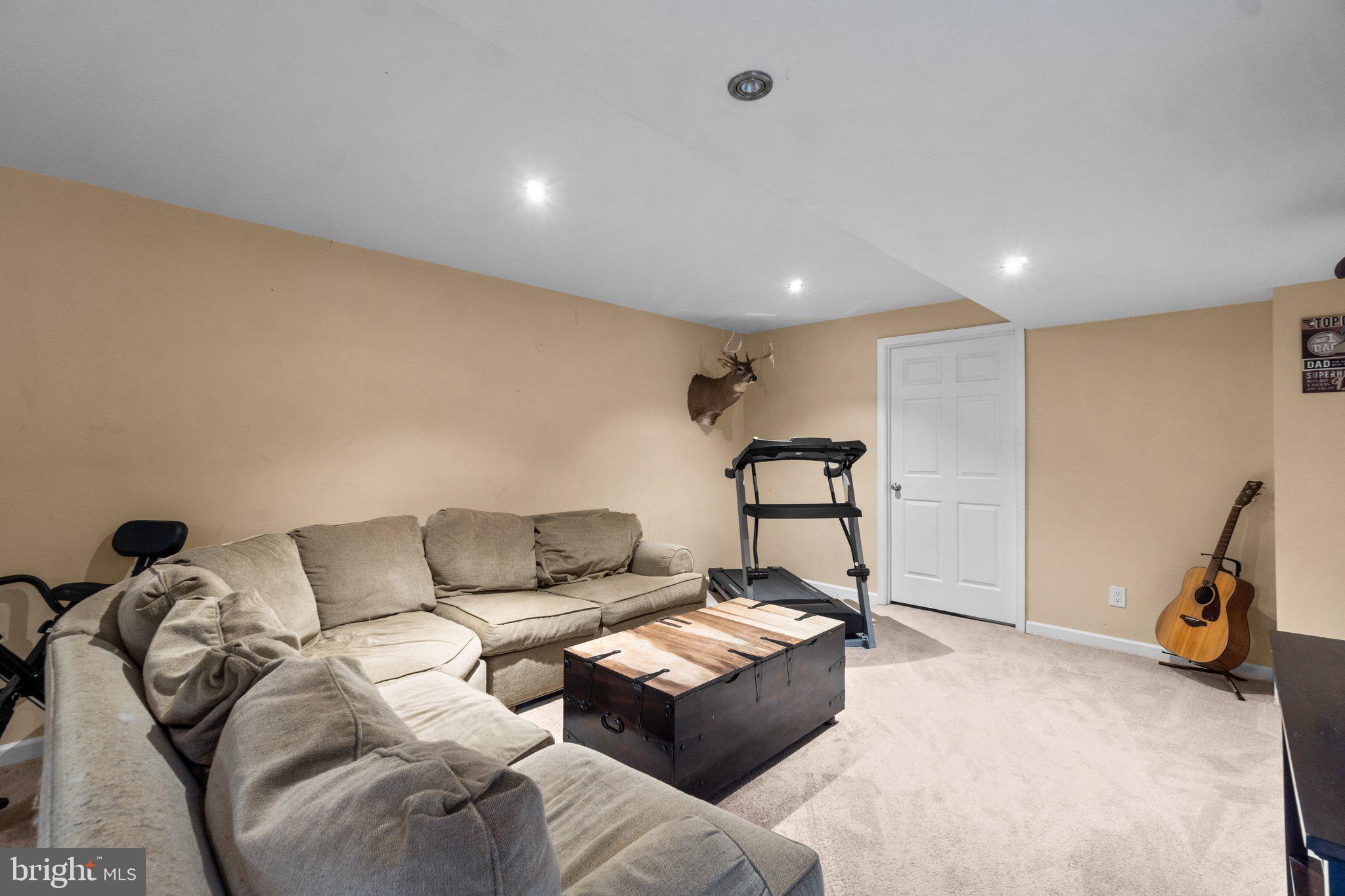 814 Wellesley Ct