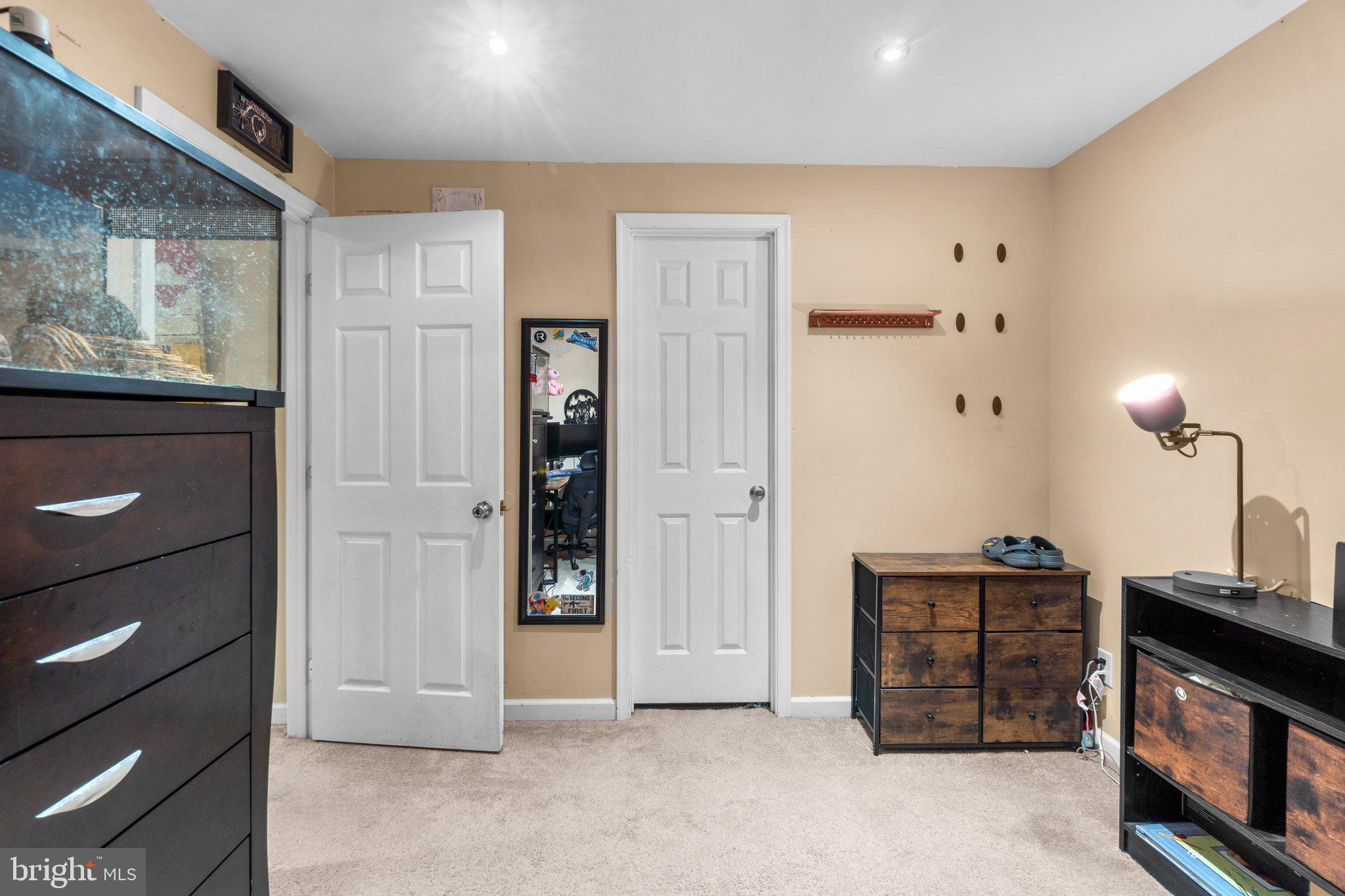 814 Wellesley Ct