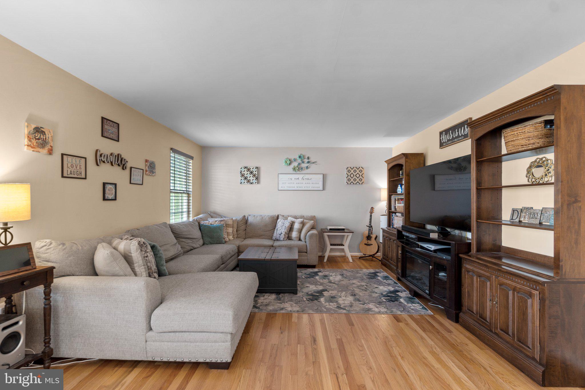 814 Wellesley Ct