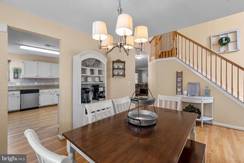 814 Wellesley Ct