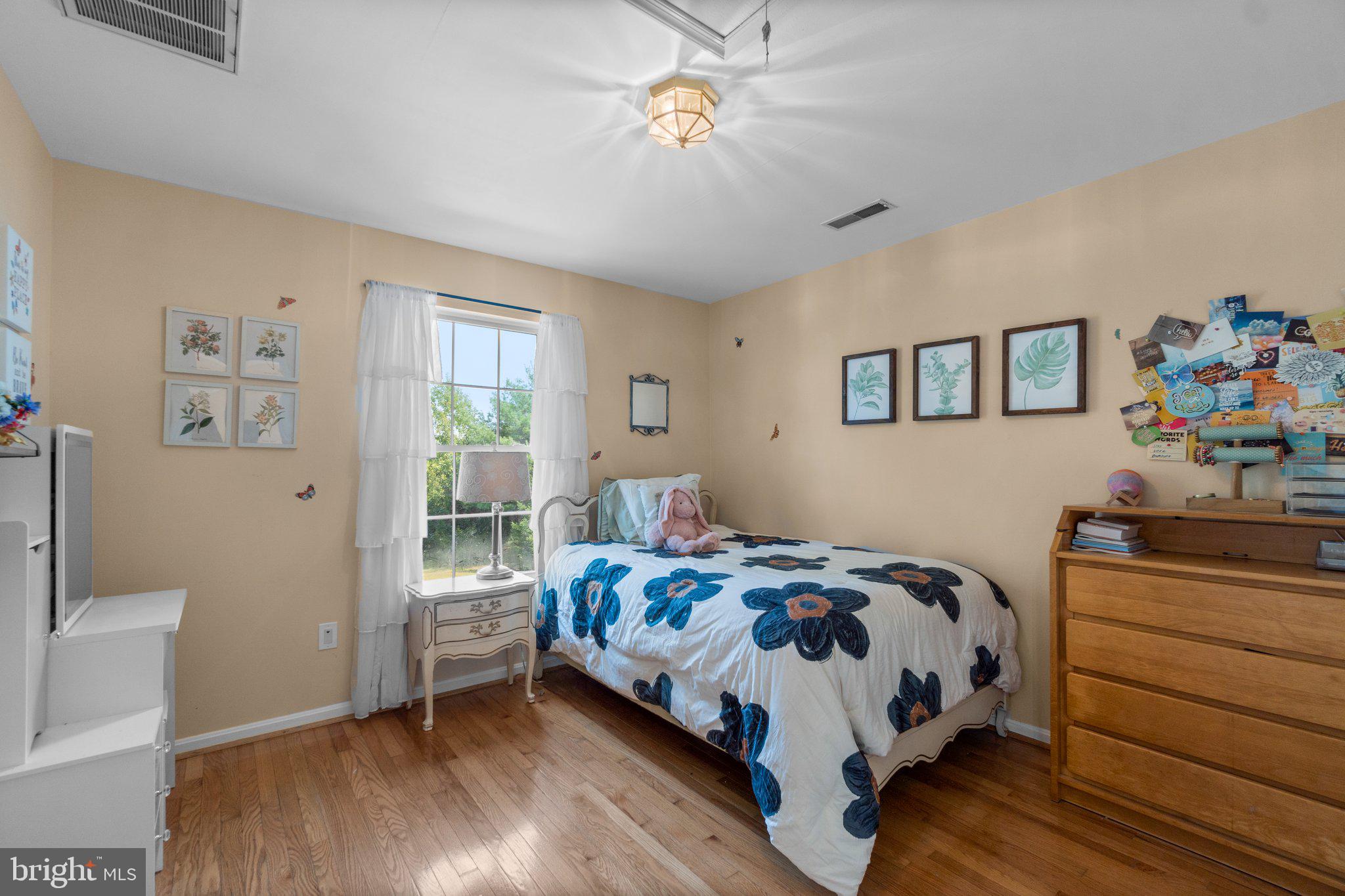 814 Wellesley Ct