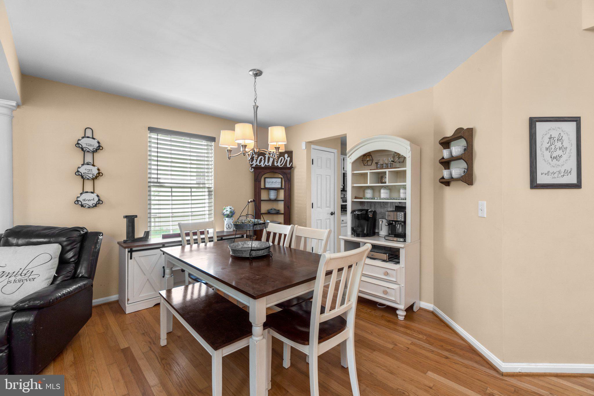 814 Wellesley Ct