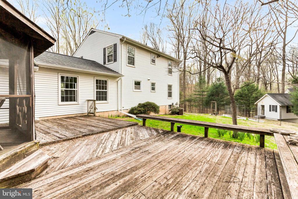 8002 BROWNS BRIDGE ROAD