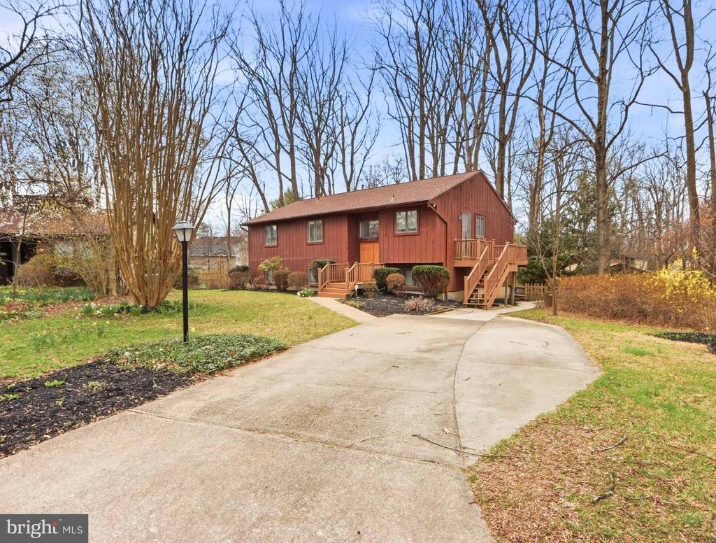 5226 RACCOON COURT