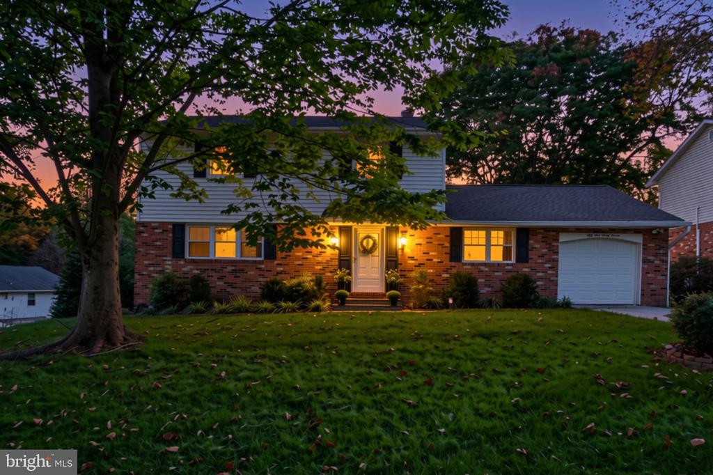 5137 DRIFTWOOD COURT