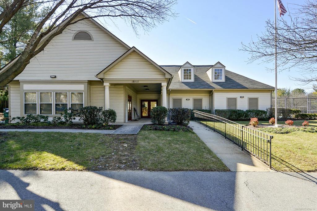 18056 ROLLING MEADOW WAY Unit: 260