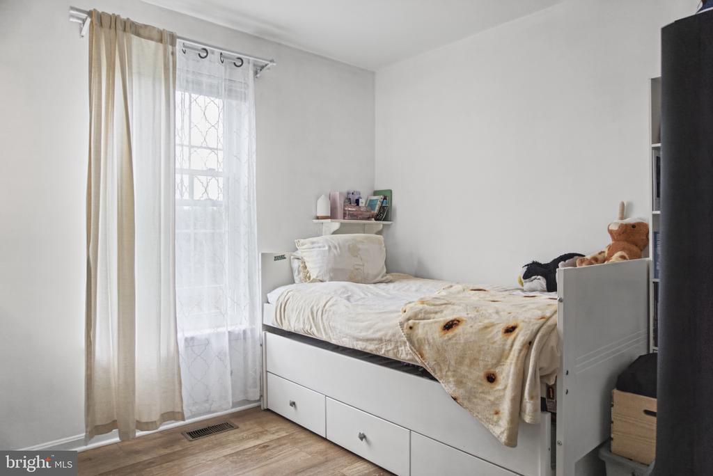 18628 POPLAR GLEN COURT Unit: 7