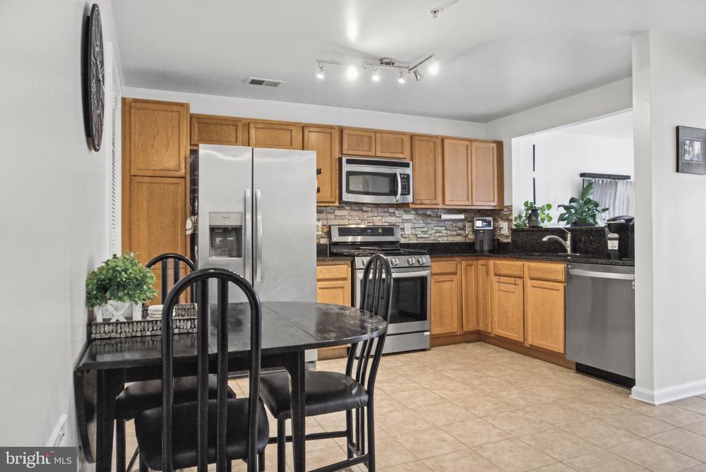 18628 POPLAR GLEN COURT Unit: 7