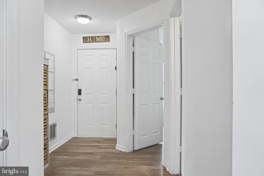 18628 POPLAR GLEN COURT Unit: 7
