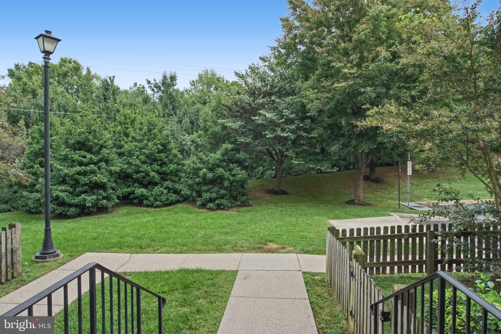 18628 POPLAR GLEN COURT Unit: 7