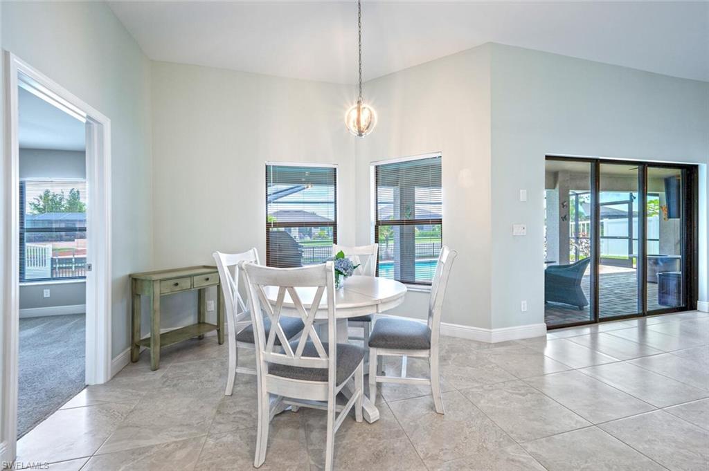 910 SW 12th TER