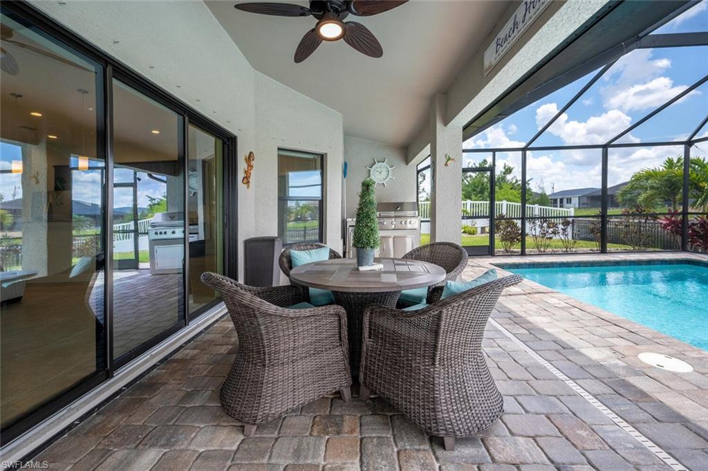 910 SW 12th TER