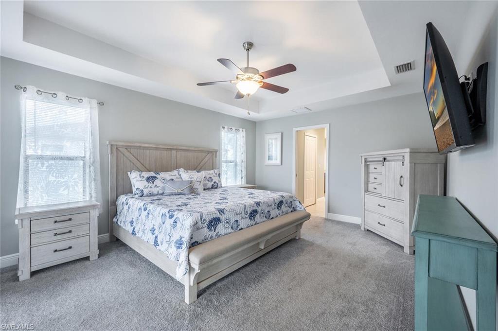 910 SW 12th TER