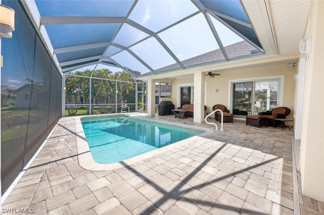 6724 Willow Lake CIR