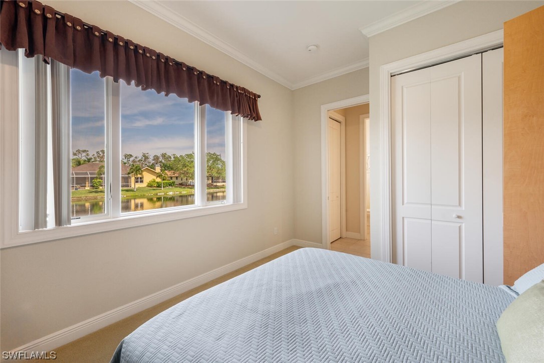 6724 Willow Lake CIR