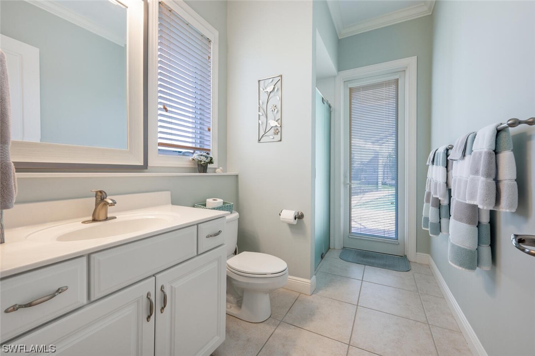 6724 Willow Lake CIR