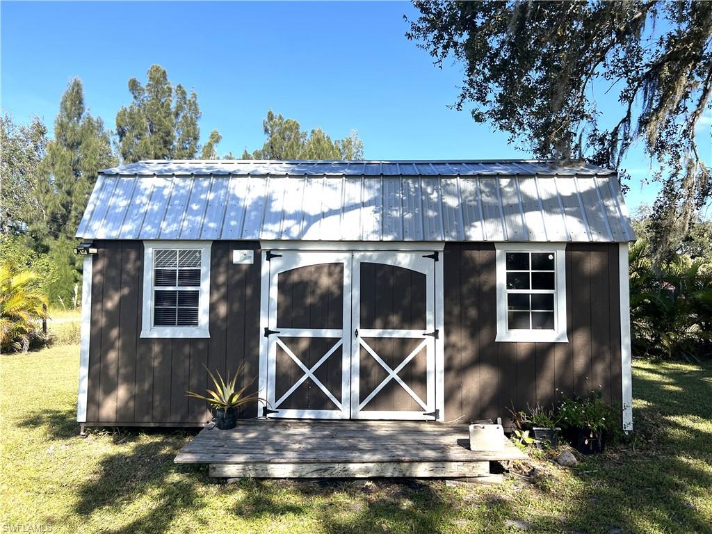 13930 Orange River BLVD