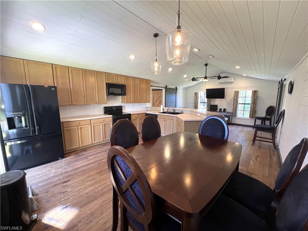 13930 Orange River BLVD